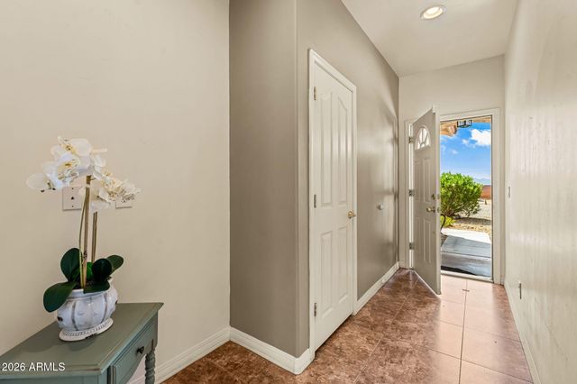 450 GUSKIN Road, Morristown, AZ 85342