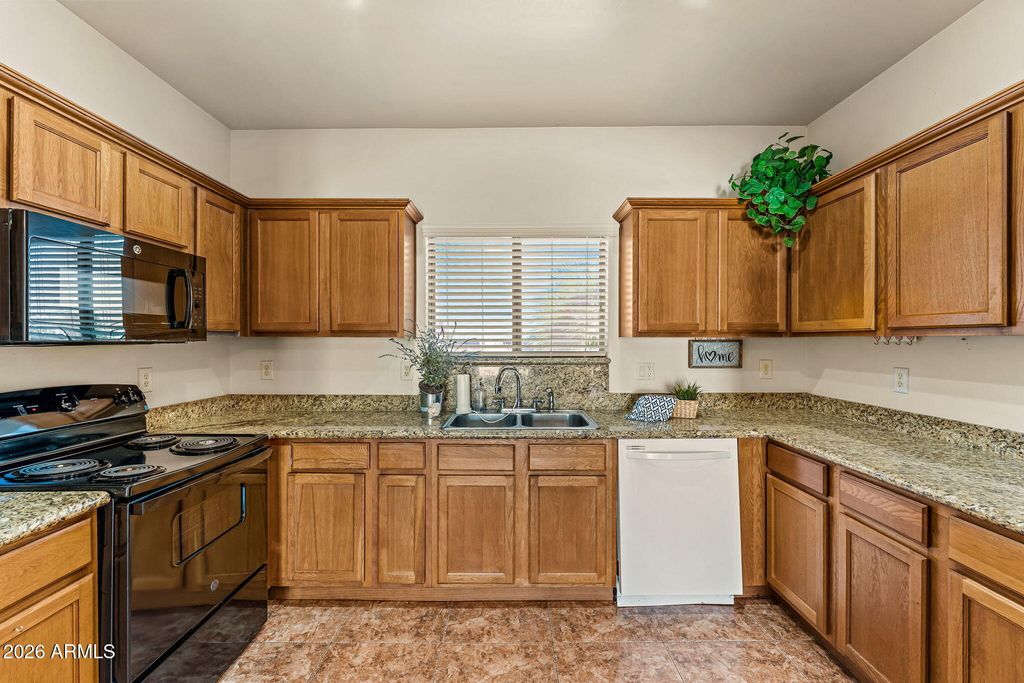 450 GUSKIN Road, Morristown, AZ 85342 — photo 4