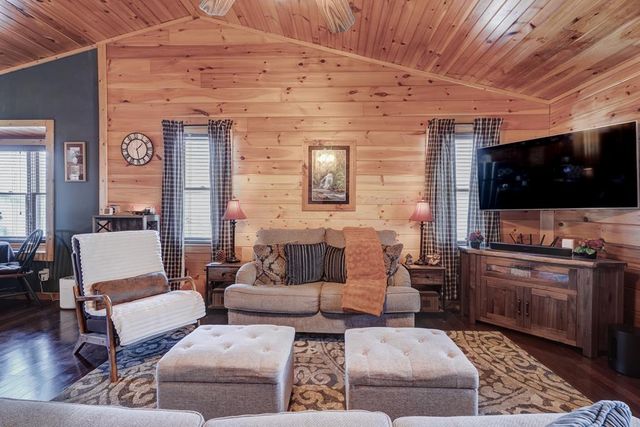 388 Cozy Cove Road, Blairsville, GA 30512