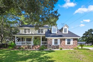 8131 Waltham Road, North Charleston, SC 29406