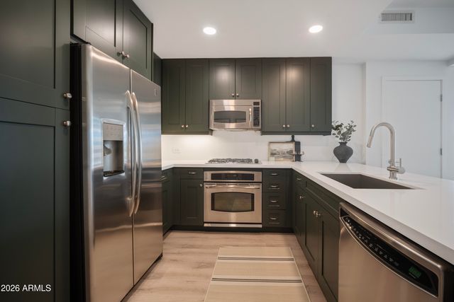 7141 E RANCHO VISTA Drive 5005, Scottsdale, AZ 85251