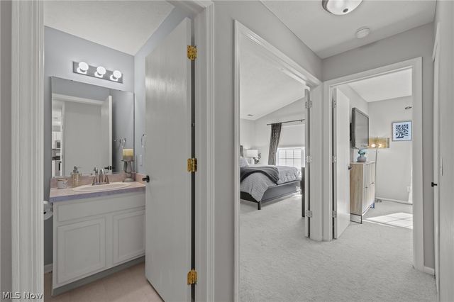 7314 Forest Cove Lane B, Northfield, OH 44067