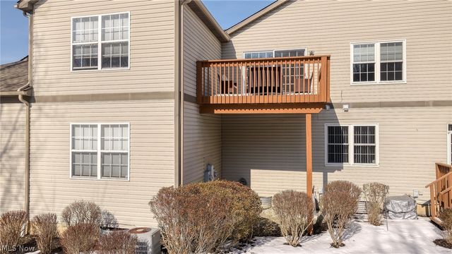 7314 Forest Cove Lane B, Northfield, OH 44067