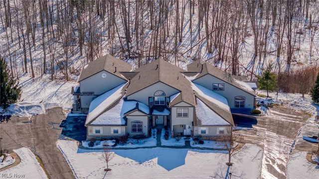 7314 Forest Cove Lane B, Northfield, OH 44067