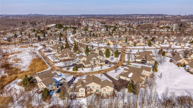 7314 Forest Cove Lane B, Northfield, OH 44067