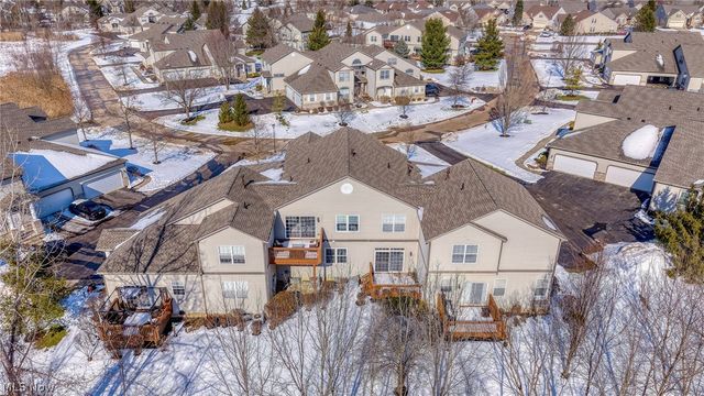 7314 Forest Cove Lane B, Northfield, OH 44067