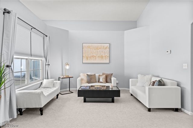 7314 Forest Cove Lane B, Northfield, OH 44067