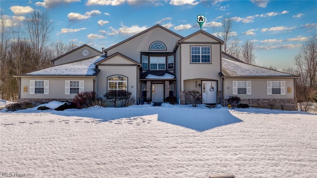 7314 Forest Cove Lane B, Northfield, OH 44067