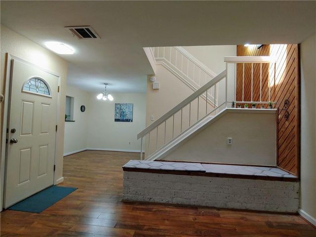 8340 Fathom CIR 401D, Austin, TX 78750