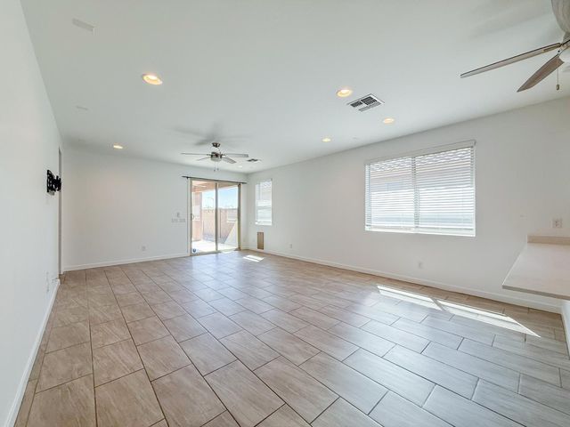 3811 S 64th Drive, Phoenix, AZ 85043