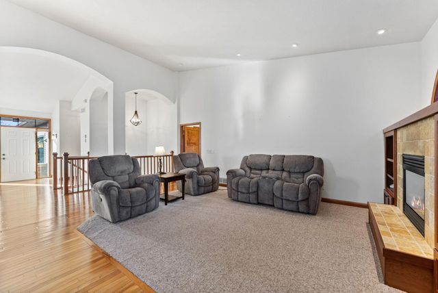 19822 Dawson Lane, Farmington, MN 55024