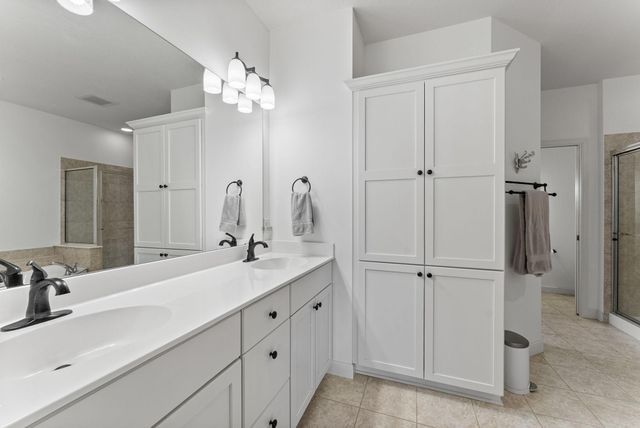 19822 Dawson Lane, Farmington, MN 55024