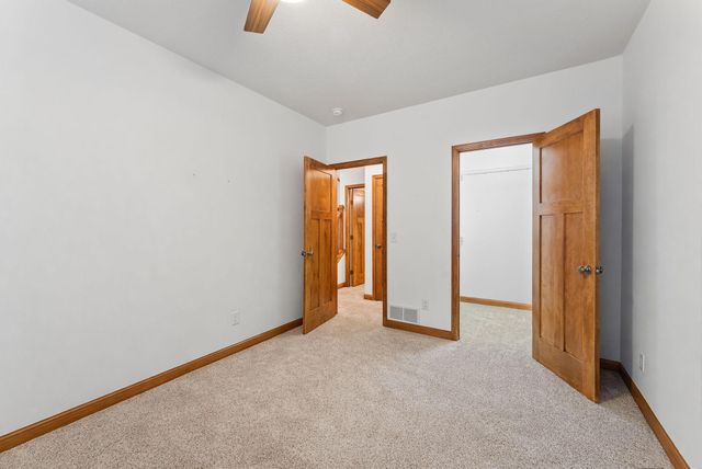 19822 Dawson Lane, Farmington, MN 55024