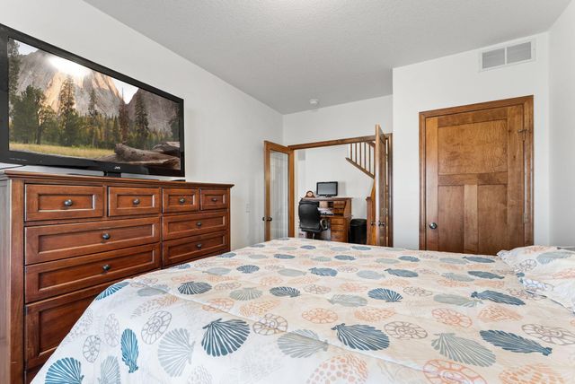 19822 Dawson Lane, Farmington, MN 55024