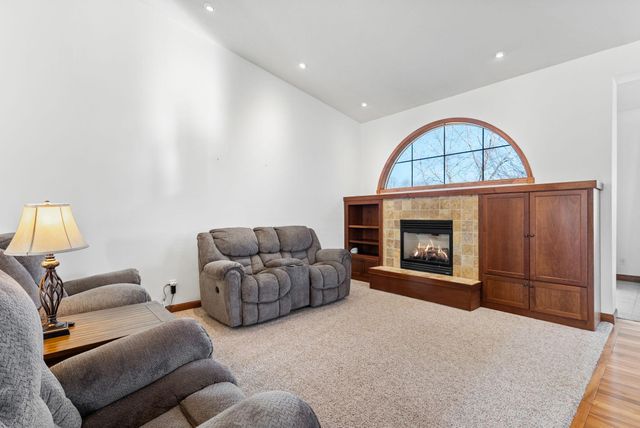 19822 Dawson Lane, Farmington, MN 55024