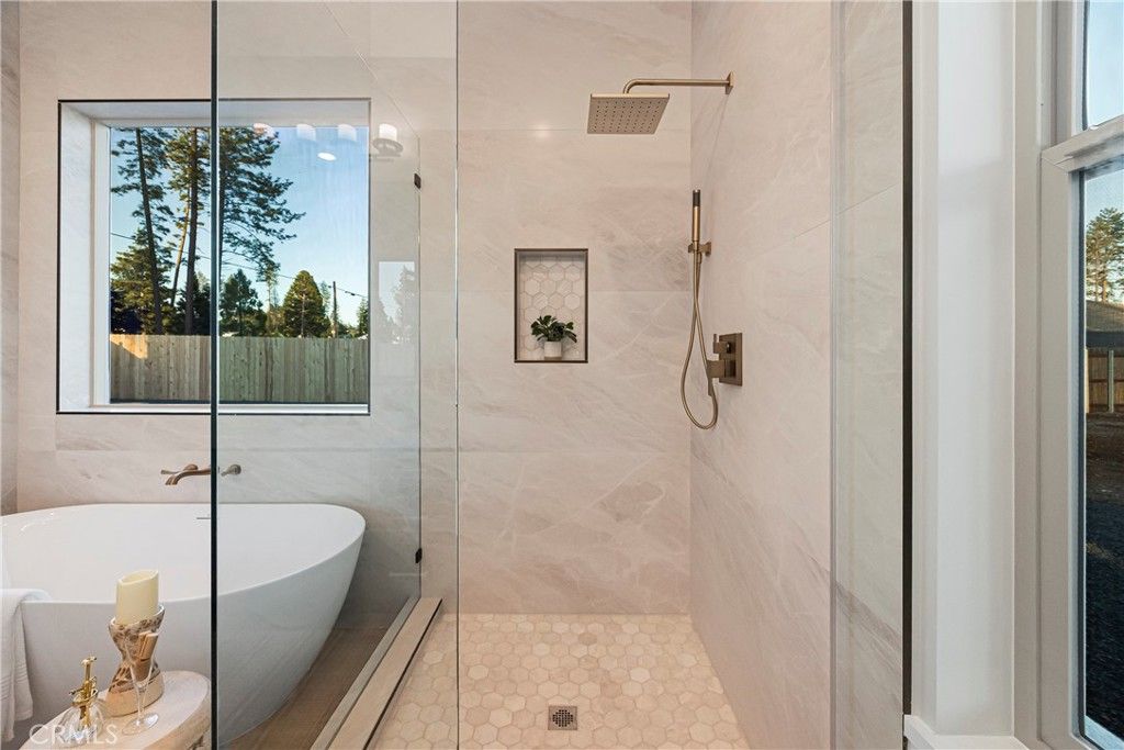 Image 25 of property listing at 500 Sunset Drive, Paradise, CA 95969