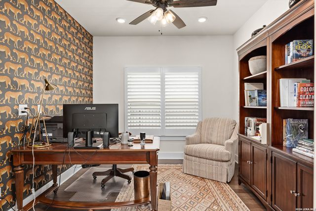 2018 Naples Lane, Kerrville, TX 78028