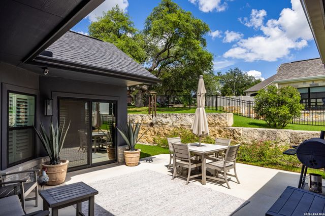 2018 Naples Lane, Kerrville, TX 78028