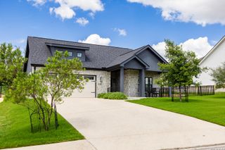 2018 Naples Lane, Kerrville, TX 78028