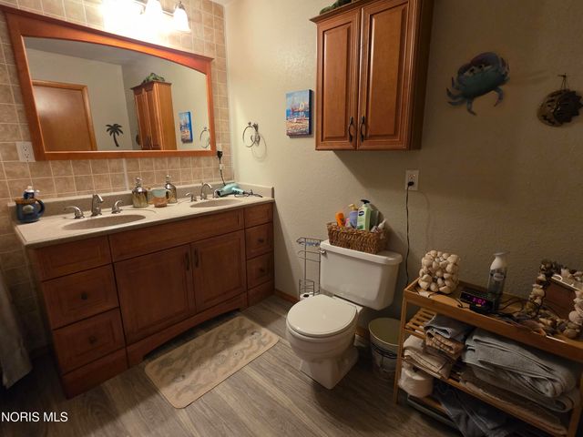 5328 Elaine Drive, Toledo, OH 43613