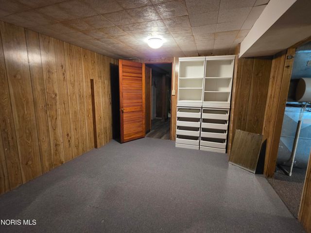 5328 Elaine Drive, Toledo, OH 43613