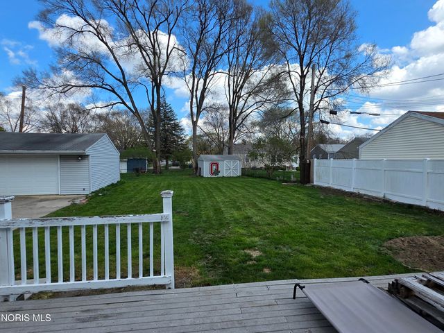 5328 Elaine Drive, Toledo, OH 43613