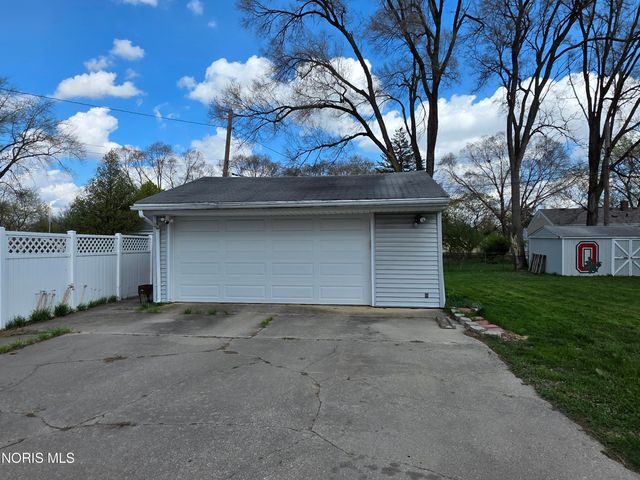 5328 Elaine Drive, Toledo, OH 43613