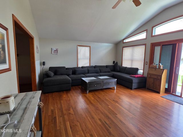 5328 Elaine Drive, Toledo, OH 43613