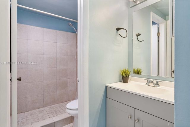 4713 N Pine Island Road, Sunrise, FL 33351