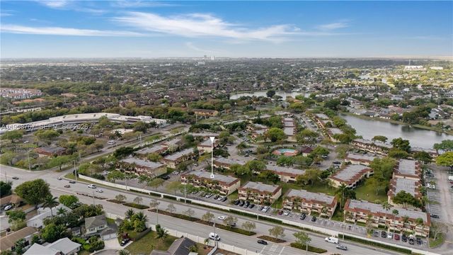 4713 N Pine Island Road, Sunrise, FL 33351