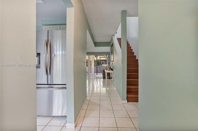 4713 N Pine Island Road, Sunrise, FL 33351