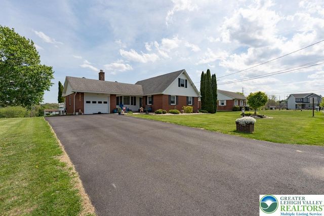 554 Mountain View Avenue, Bushkill Twp, PA 18064
