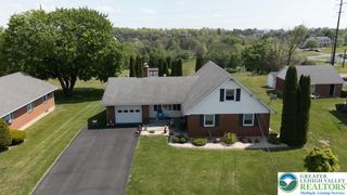 554 Mountain View Avenue, Bushkill Twp, PA 18064