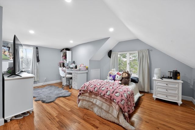 29 Elliott St, Danvers, MA 01923