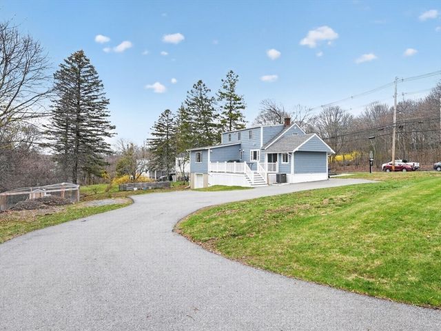 29 Elliott St, Danvers, MA 01923