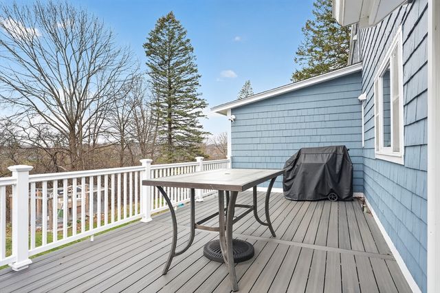 29 Elliott St, Danvers, MA 01923