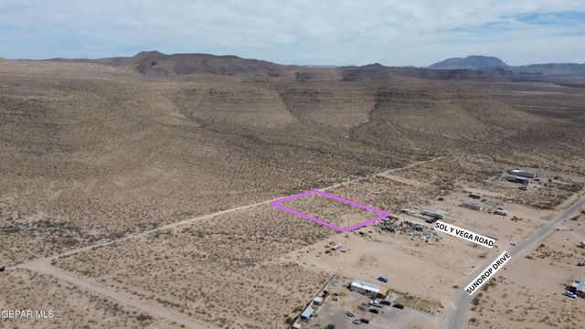 15538 Sunray Drive, El Paso, TX 79938