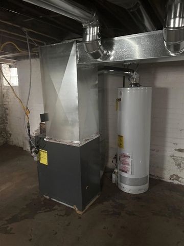 18709 Goulburn Street, Detroit, MI 48205