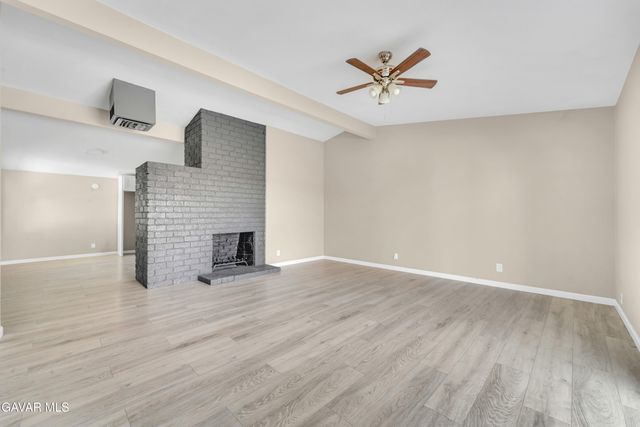 1041 W Avenue H2, Lancaster, CA 93534