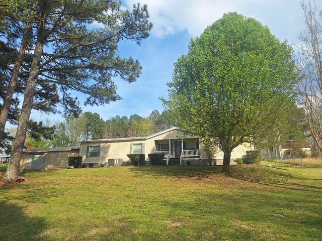 20 Gaston Dr, Leoma, TN 38468