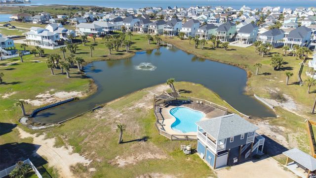 4010 Miramar Court, Galveston, TX 77554