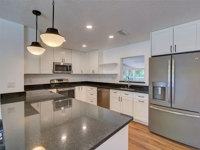 305 SUNSET DRIVE, Sanford, FL 32773