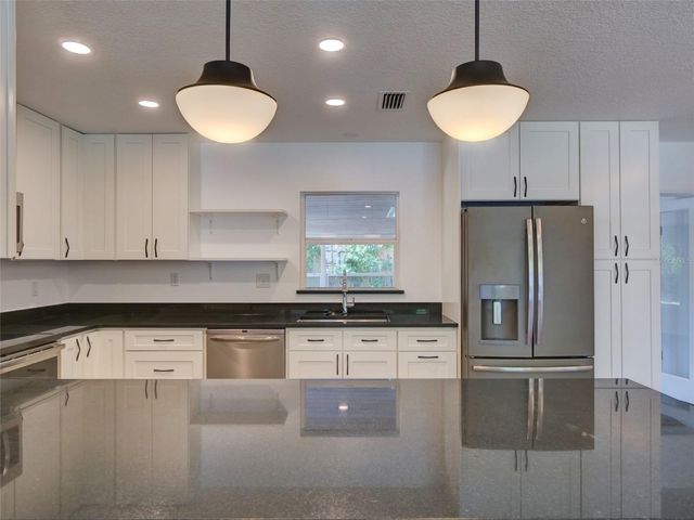 305 SUNSET DRIVE, Sanford, FL 32773