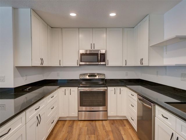 305 SUNSET DRIVE, Sanford, FL 32773