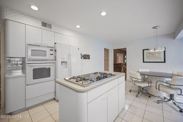 5 Woods Road, West Long Branch, NJ 07764