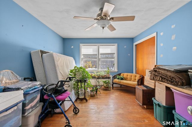 10 Staeth Road, East Hampton, CT 06424