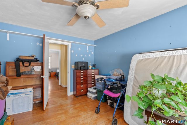 10 Staeth Road, East Hampton, CT 06424