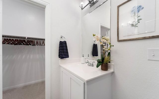 112 Vandervoort WAY, Jarrell, TX 76537