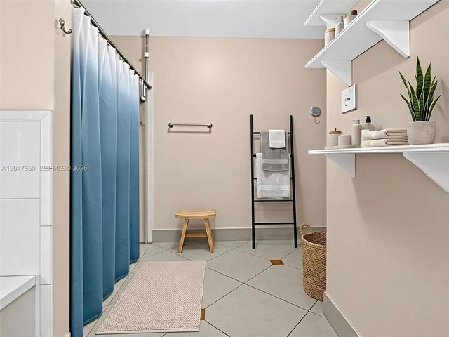 16203 NW 8th Drive, Pembroke Pines, FL 33028