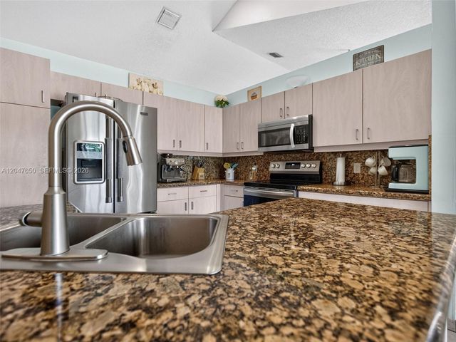 16203 NW 8th Drive, Pembroke Pines, FL 33028